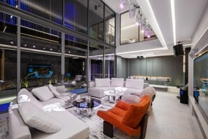 Unclassified image, 4 of 39, button - Xman Xinggong 6 +1 Bed 5 Bath Pool Villa Privacy and Freedom Coexist (Bangkok)