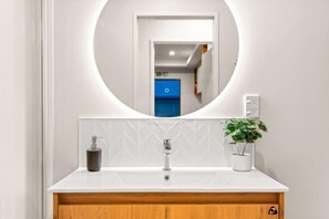 Cots/infant beds - Starlet 11 (Lake Tekapo)