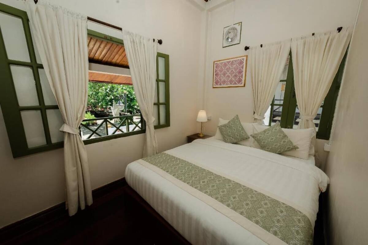 Deluxe Double Room, City View