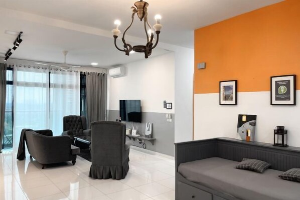 Restaurant - SkyLoft 3Bed2Bath @ Bukit Indah next to Aeon Mall (Johor Bahru)