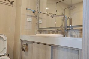 Bathroom - City Garden Olympus Condominium 1room (Pattaya)