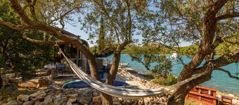 Zadarvillas Off-grid Private Island Retreat