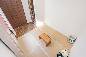 Exterior - W.Hostel (Tokyo)