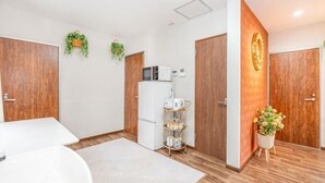 Interior - W.Hostel (Tokyo)