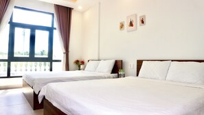 Family Quadruple Room | Free WiFi - Monstera Hotel and Coffee (Phu Quoc)