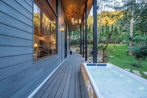 Room - The Lai Tiny House at Mae Kampong (Mae On)