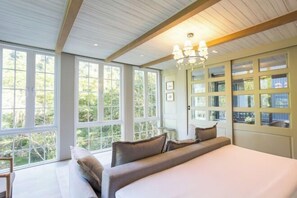 Room - The Lai Tiny House at Mae Kampong (Mae On)