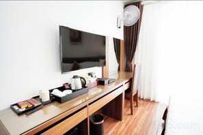 Unclassified image, 3 of 17, button - Lam Anh Hotel 2 Duong Noi Ha Dong (Hanoi)