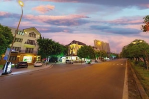 Unclassified image, 2 of 17, button - Lam Anh Hotel 2 Duong Noi Ha Dong (Hanoi)