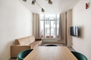 TV, offices