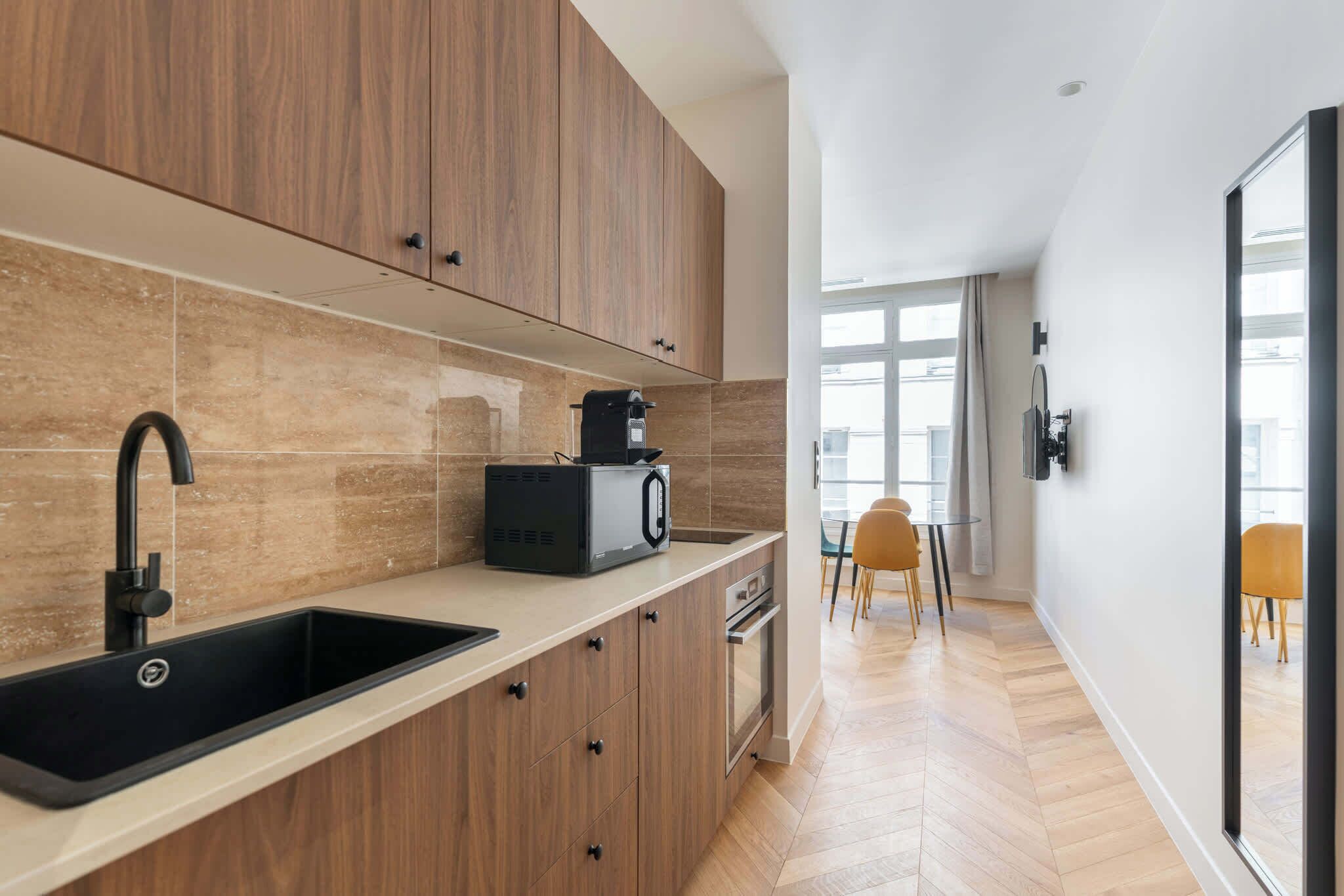 Microwave, oven, stovetop, coffee/tea maker