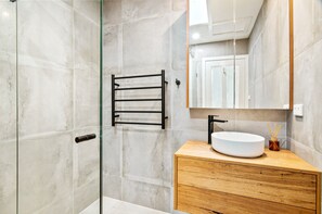 Apartment | Badezimmer | Handtücher