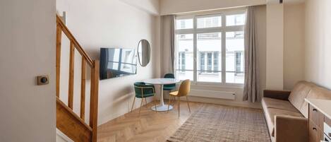 Fernseher, Arbeitsbereiche