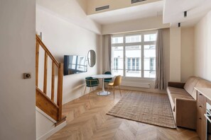 TV, offices