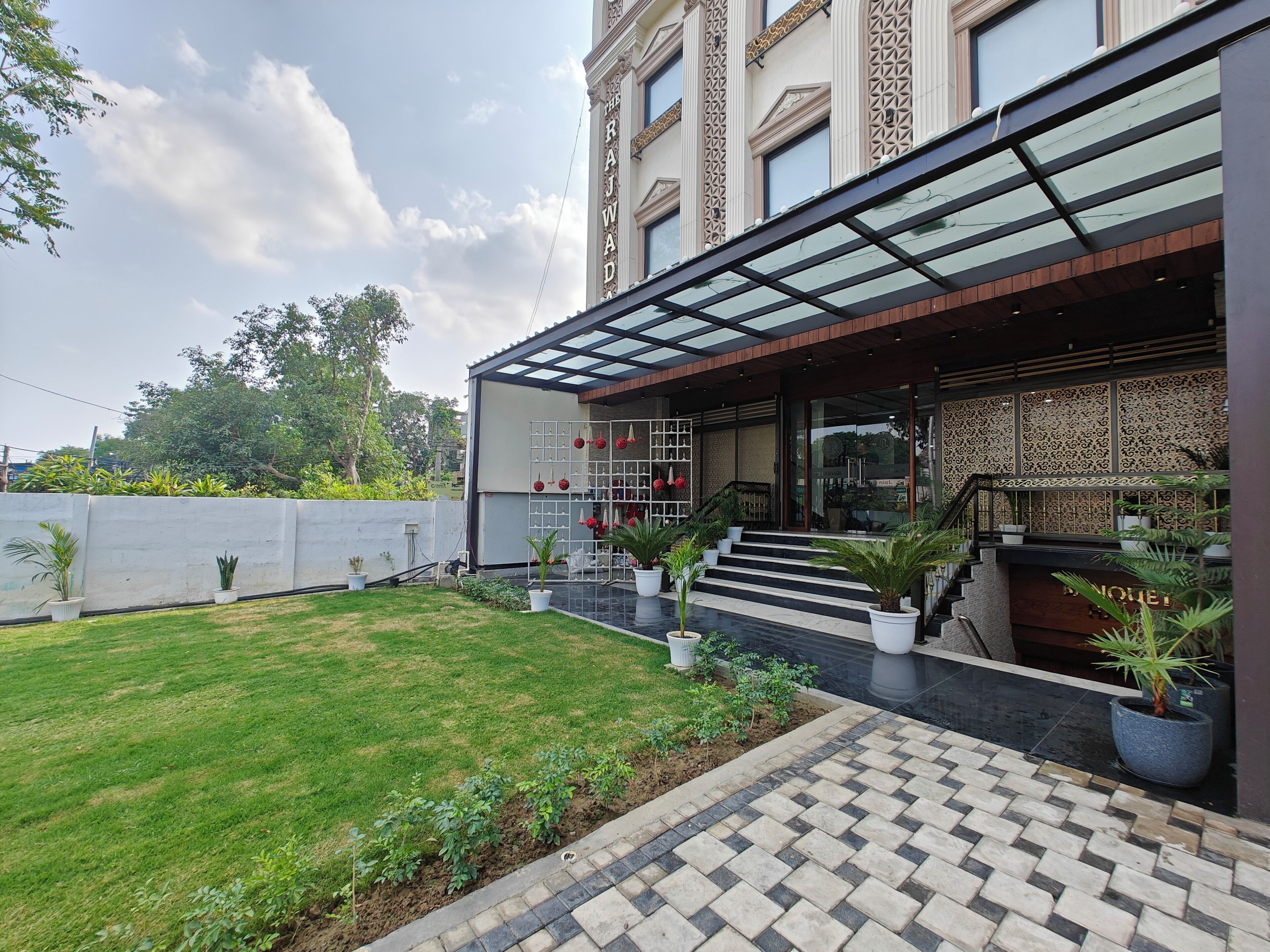 Entrada de la propiedad