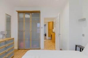 1 室のベッドルーム、インターネット、ベッドシーツ