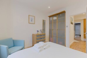 1 bedroom, internet, bed sheets