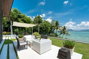 Unclassified image, 4 of 39, button - 6BR Oceanfront Luxury Villa 30m Infinity Pool Villa Serenity Warm Plus (Phuket)