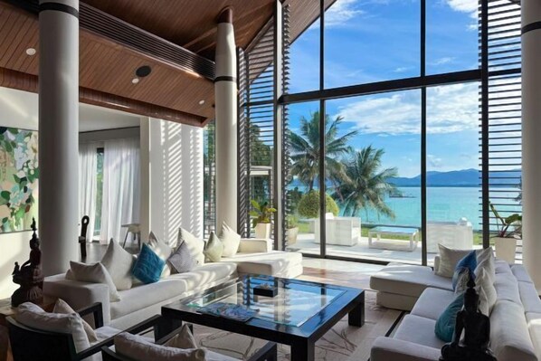 Room - Villa Serenity- Oceanfront Pool Villa with Cinema and Gym (Phuket)