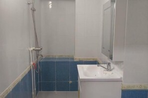 Room - OYU (Ulaanbaatar)