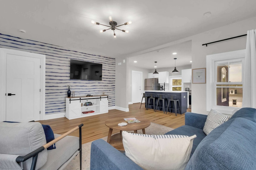 Jennifer's Modern & Comfy Broadway Walkable Stay - Rhode Island