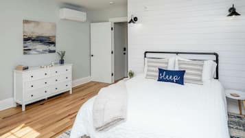 1 habitación, escritorio, tabla de planchar con plancha y wifi gratis