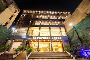 Front of property - EcoXpress Satva Varanasi - Kitchen With No-Onion No-Garlic (Varanasi)