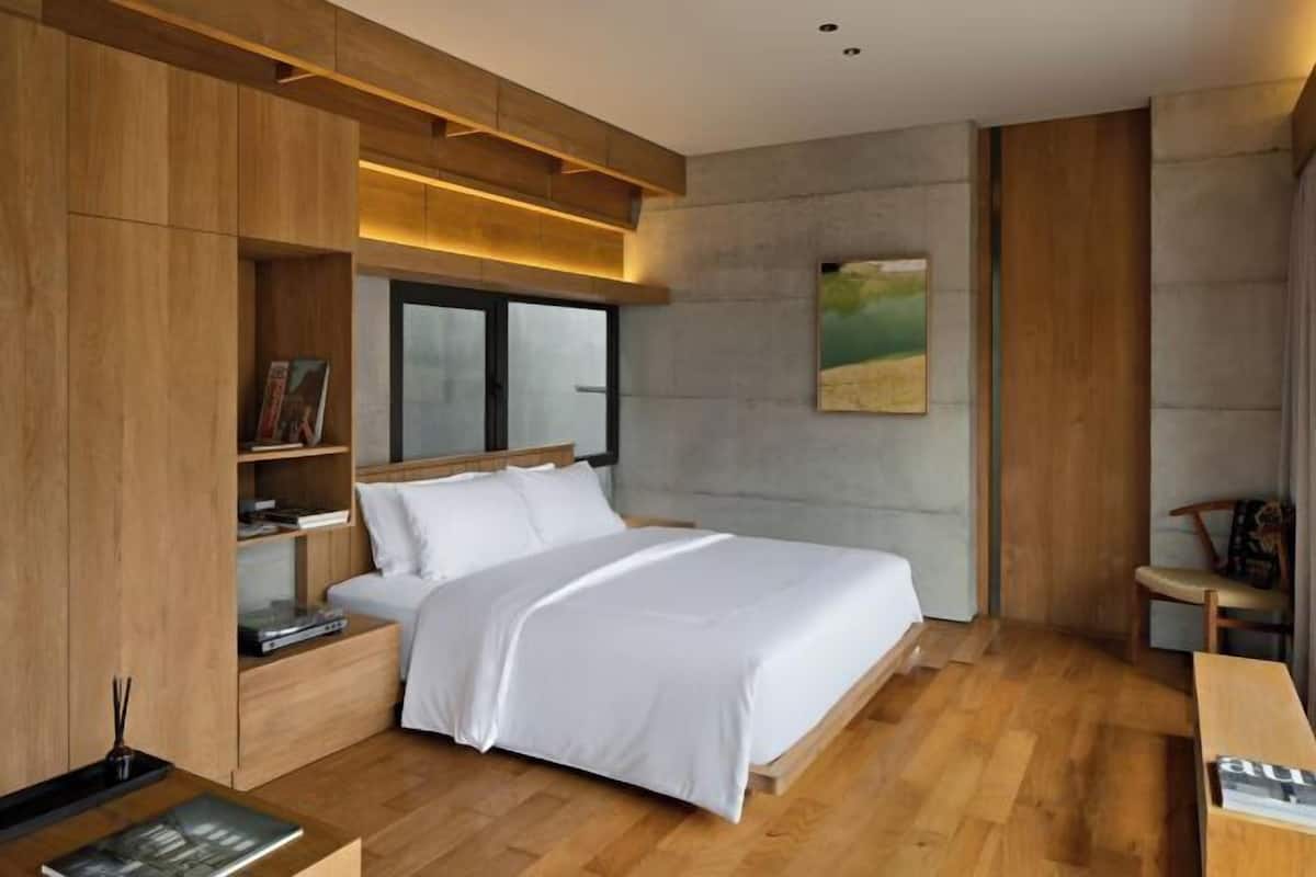 Tempat tidur bayi