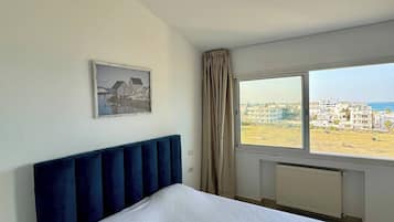 Apartment, 2 Bedrooms, Smoking, Balcony | 2 bedrooms