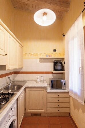 公寓, 2 间卧室 | 私人厨房 | 冰箱、微波炉、炉灶、电热水壶