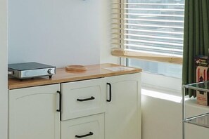 Interior - [San's Stay] Free wine/Beam Projector/Breakfast/Ramen/Seoul National University Station (Seoul)