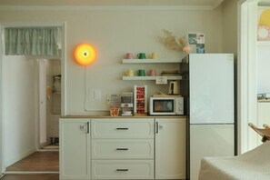 Interior - [San's Stay] Free wine/Beam Projector/Breakfast/Ramen/Seoul National University Station (Seoul)