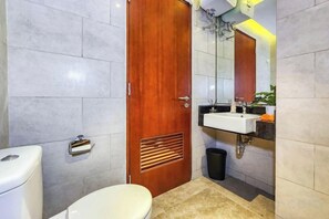 Unclassified image, 4 of 15, button - Apartment Roseville SOHO & Suites by Nagisa Bali (Serpong)