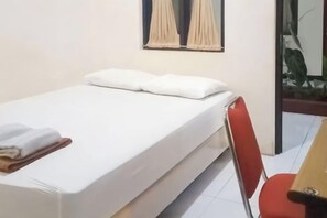Room - Urbanview @ Nalaya Homestay Mataram (East Cakranegara)