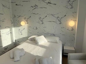 1 Schlafzimmer, Bügeleisen/Bügelbrett, Reisekinderbett, kostenloses WLAN