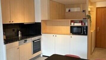 Four, plaque de cuisson, lave-vaisselle