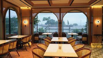 Daily buffet breakfast (IDR 110000 per person)