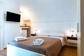 1 camera, Wi-Fi, lenzuola