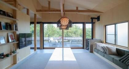 SEN.RETREAT TAKAHARA