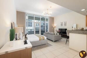 Luxury Studio, Balcony, City View
