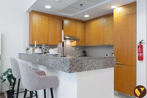 Luxury Studio, Balcony, City View