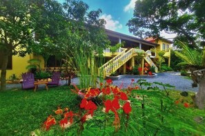 Garden - Villa Romduol (Kampot)