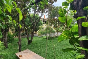 Unclassified image, 3 of 13, button - Villa Romduol (Kampot)