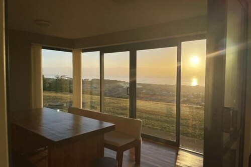 5 Bed Panoramic Sea & Town View