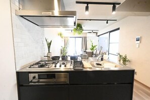 Private kitchen - NiHITARU Stay (Tokyo)