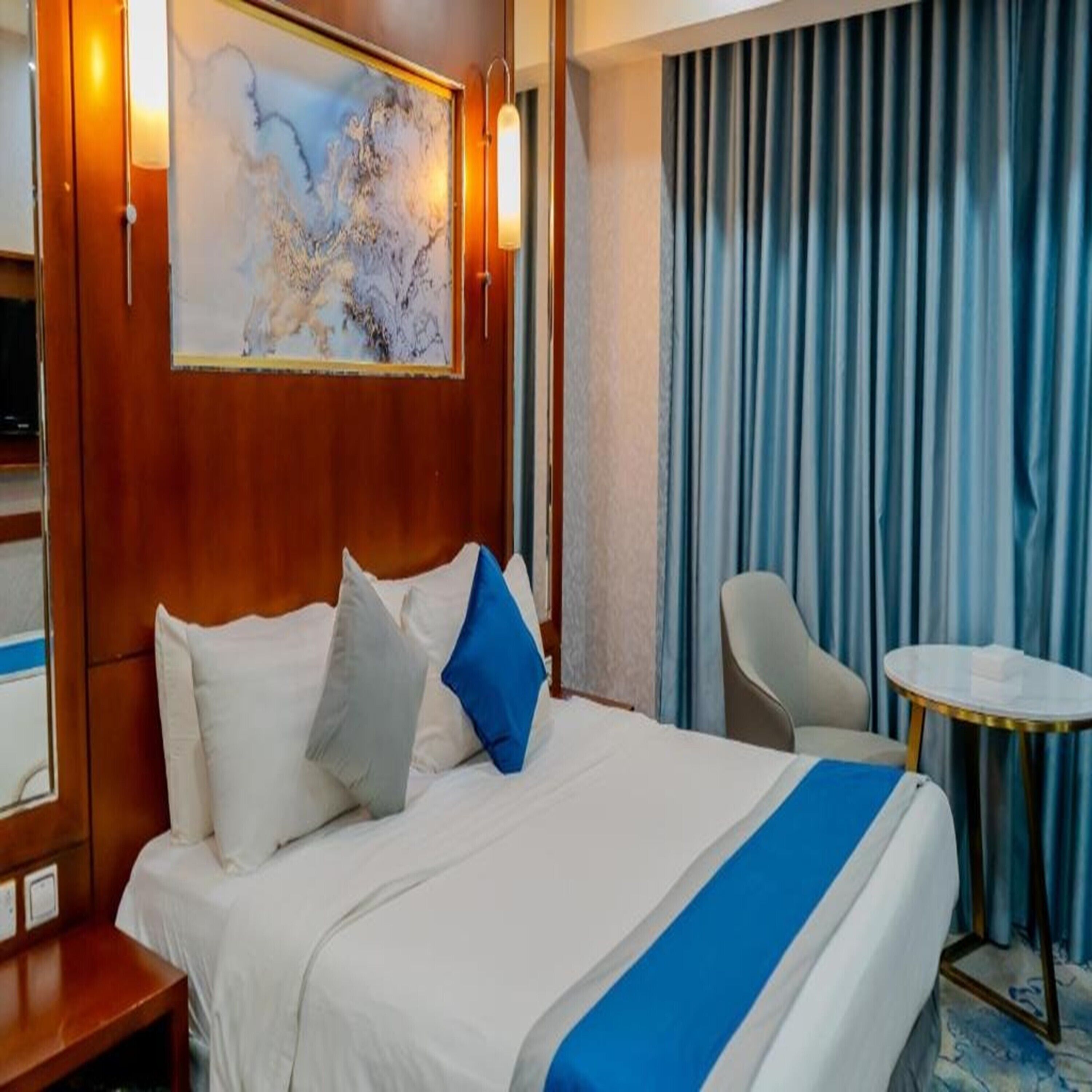 In-room safe, desk, soundproofing, iron/ironing board