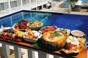 Outdoor dining - The Mark Resort Cebu (Lapu-Lapu City)