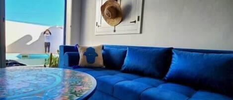 Villa, 5 habitaciones, para fumadores, balcón | Sala de estar