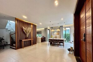 Cots/infant beds - Serenity 3BR beach villa Long beach Phu Quoc (Phu Quoc Island)