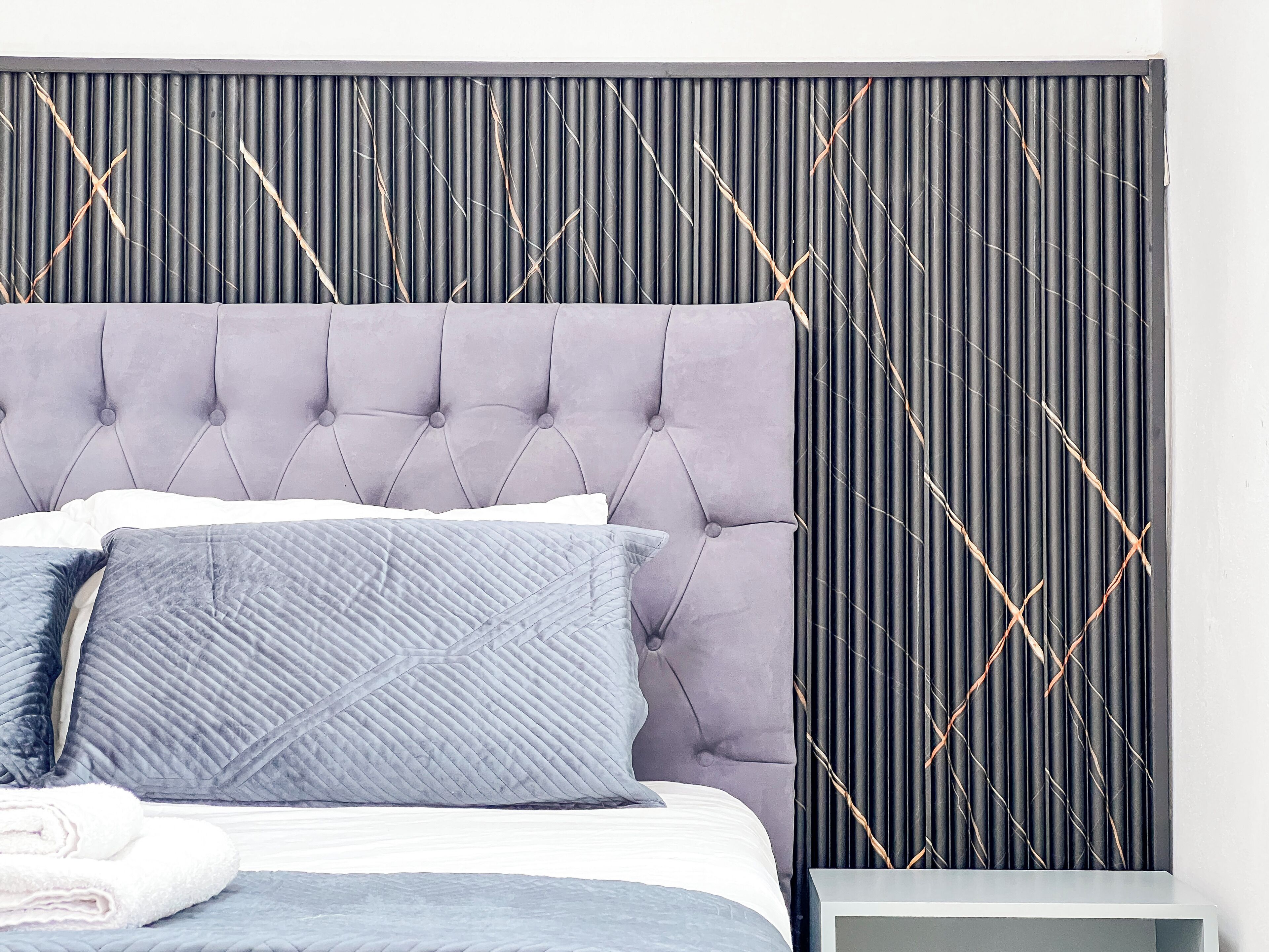 Habitación Confort doble, no fumadores, vistas a la ciudad | Cortinas opacas, wifi gratis, ropa de cama